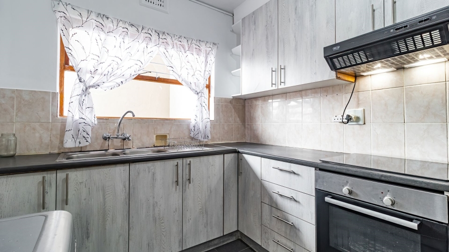 To Let 2 Bedroom Property for Rent in Plumstead Western Cape